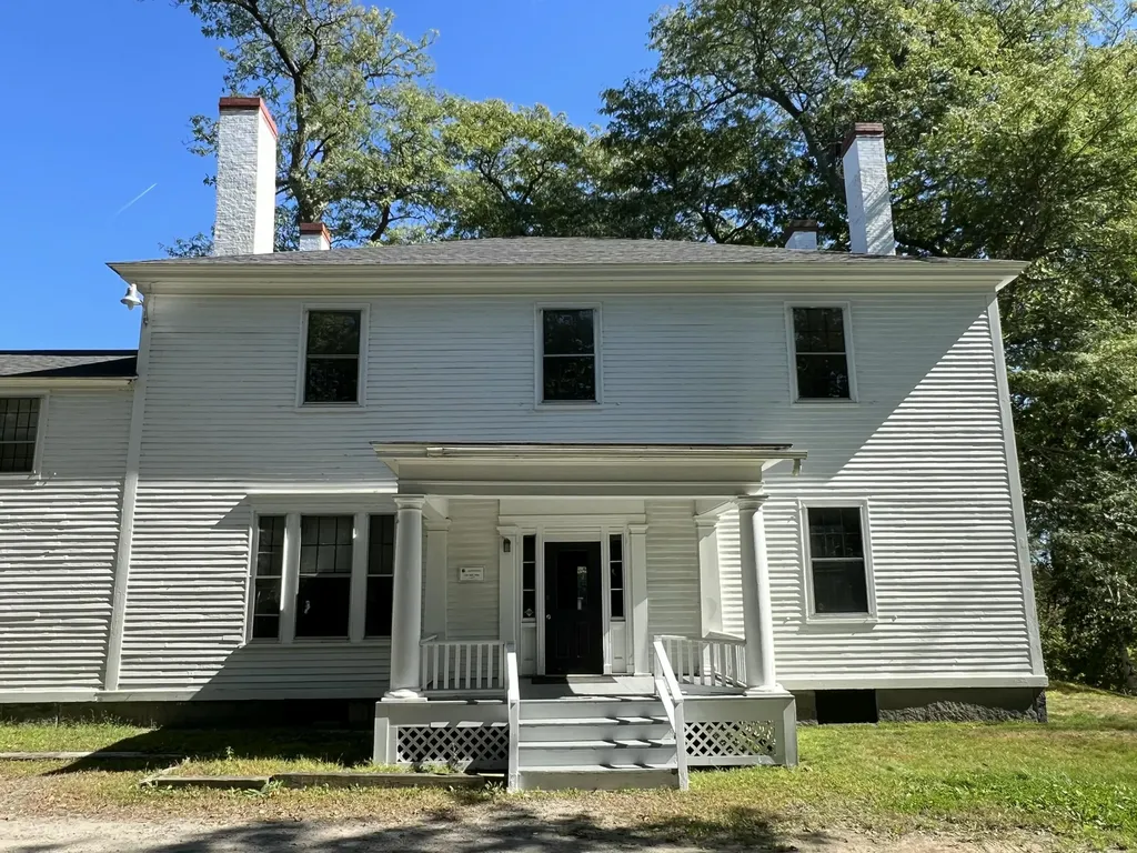 8 Crosby Street Augusta ME 04330