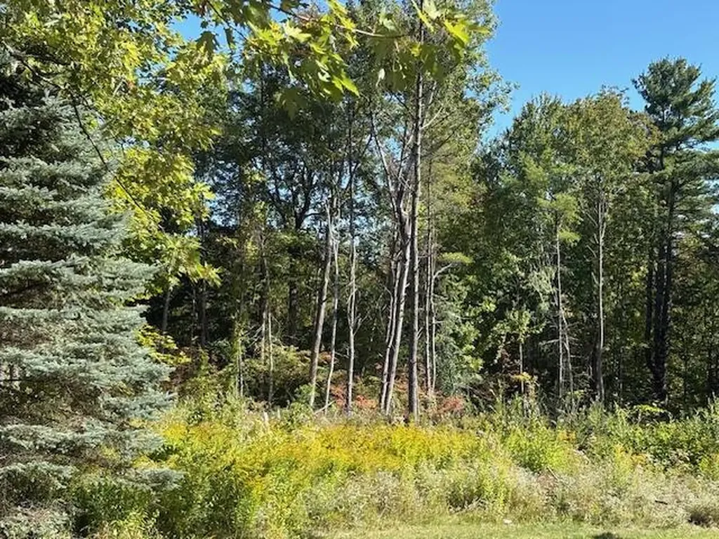 351 W West Auburn Road Auburn ME 04210