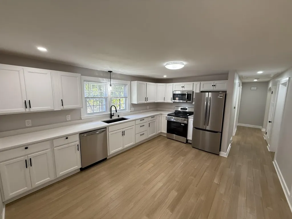 17 Sandy Terrace Portland ME 04102