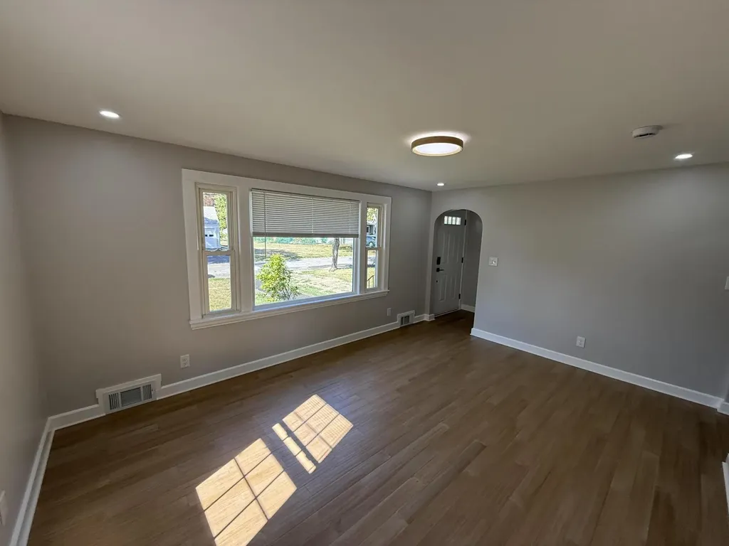 17 Sandy Terrace Portland ME 04102