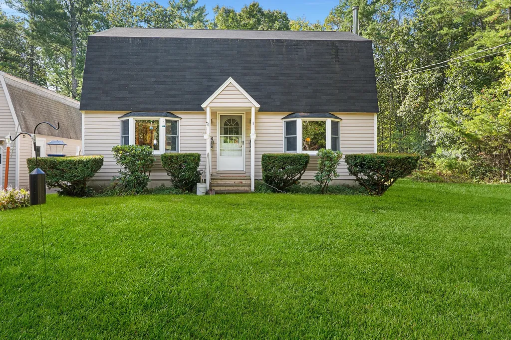 252 Kimberly Circle Wells ME 04090