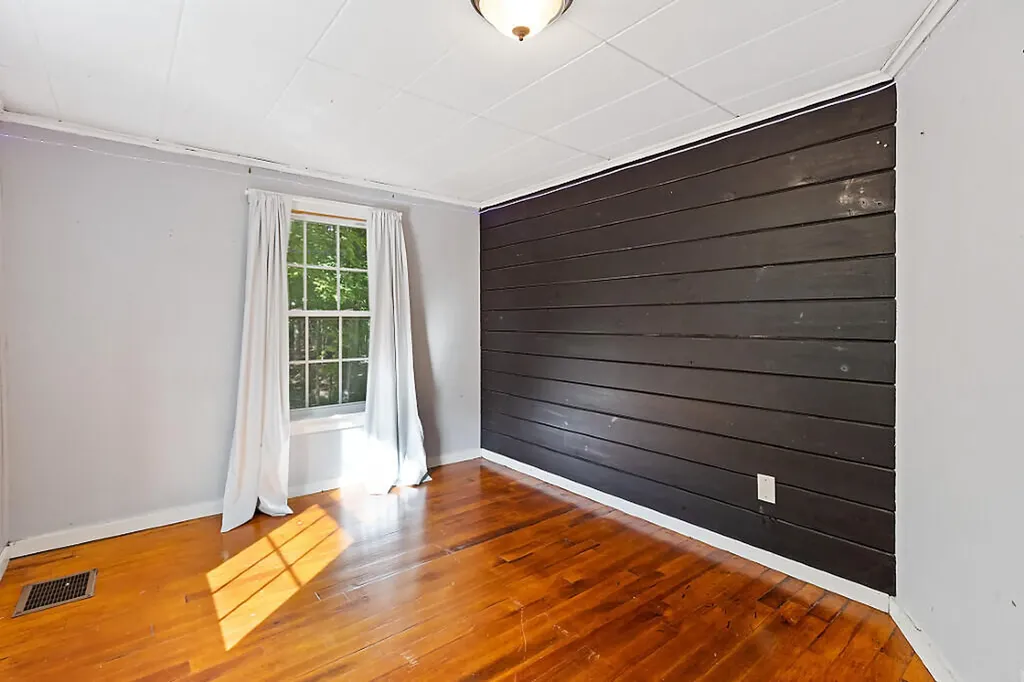 347 Metcalf Road Winthrop ME 04364