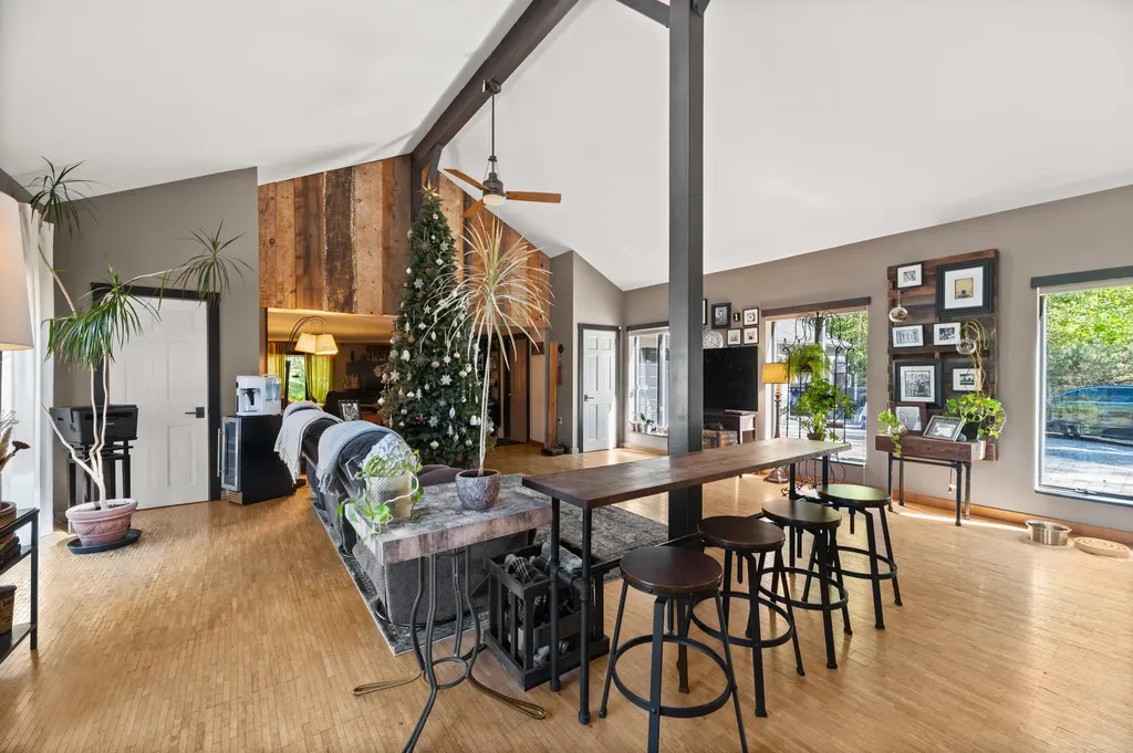 155 Old Kents Hill Road Readfield ME 04355