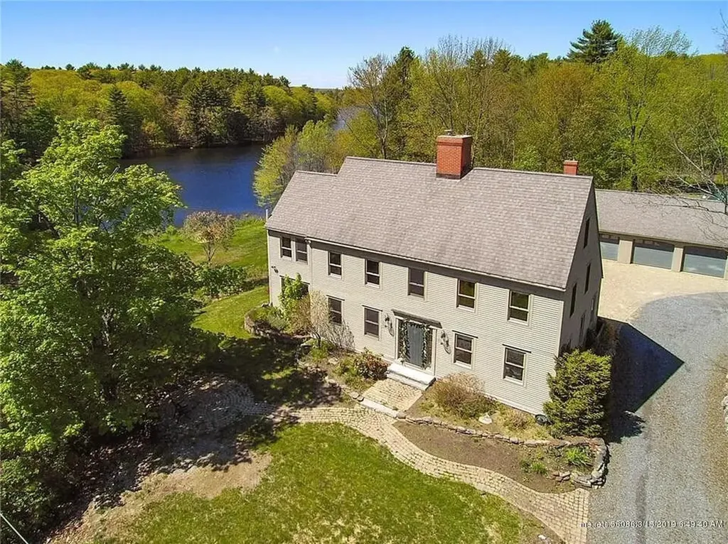 155 Old Kents Hill Road Readfield ME 04355