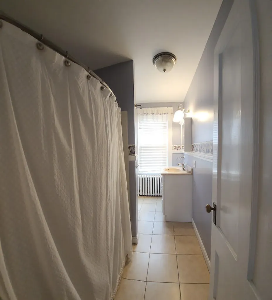 17 Bates Street Millinocket ME 04462