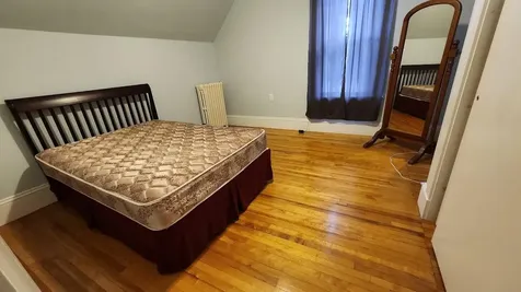 17 Bates Street Millinocket ME 04462