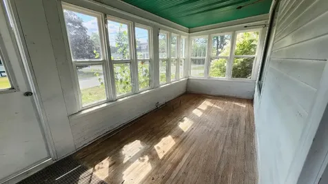 17 Bates Street Millinocket ME 04462