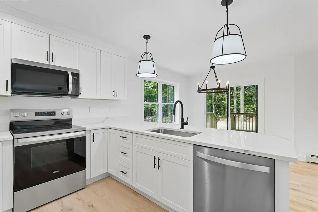 34 Woodland Road Windham ME 04062