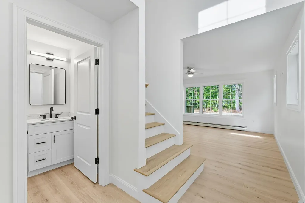 34 Woodland Road Windham ME 04062