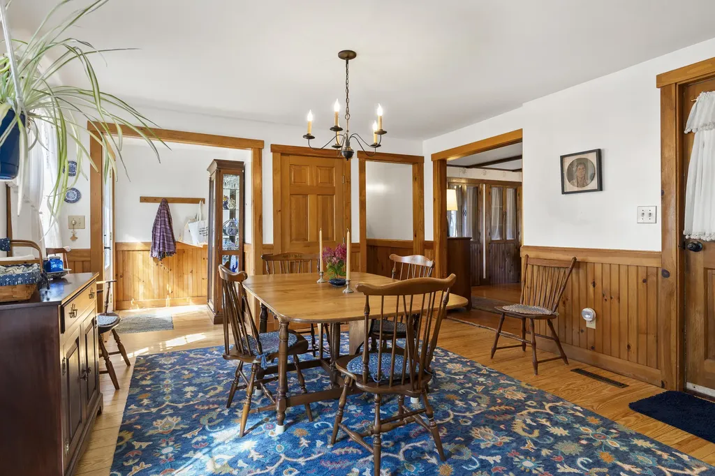 664 Boothbay Road Edgecomb ME 04556