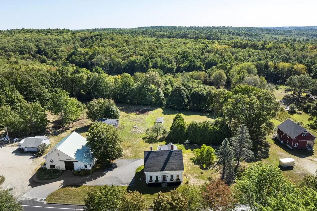 664 Boothbay Road Edgecomb ME 04556