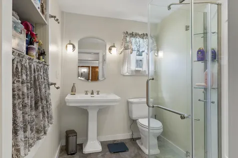 664 Boothbay Road Edgecomb ME 04556