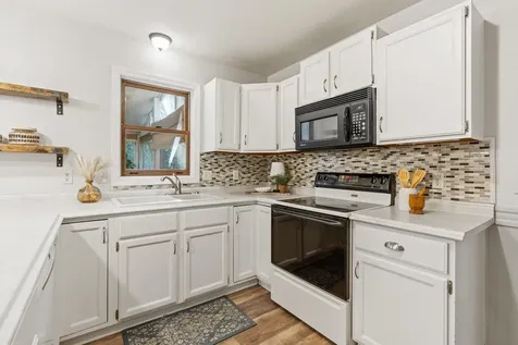 577 Gray Road Windham ME 04062