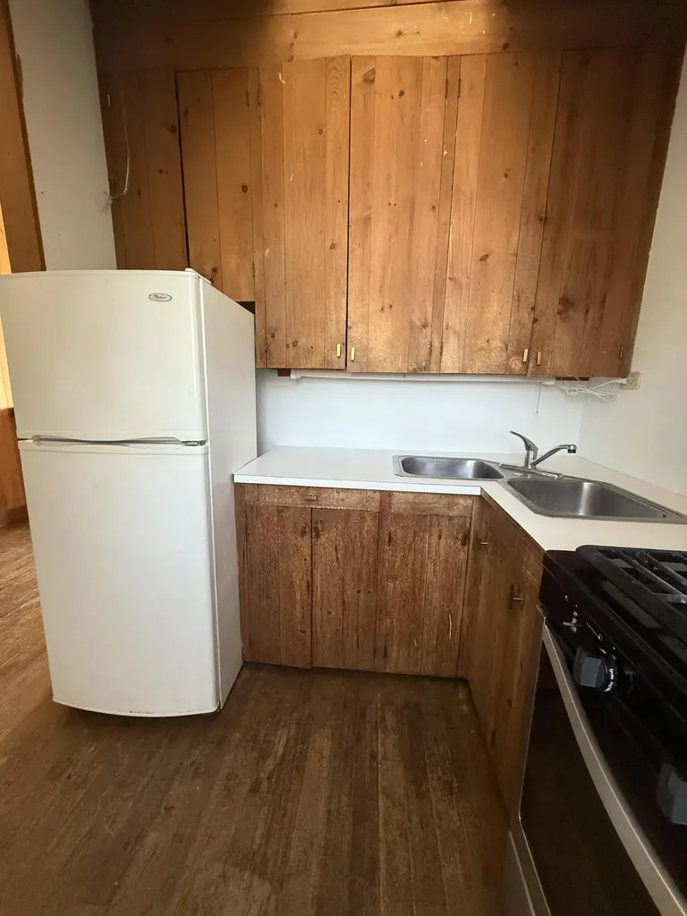 64 Main Street Vinalhaven ME 04863