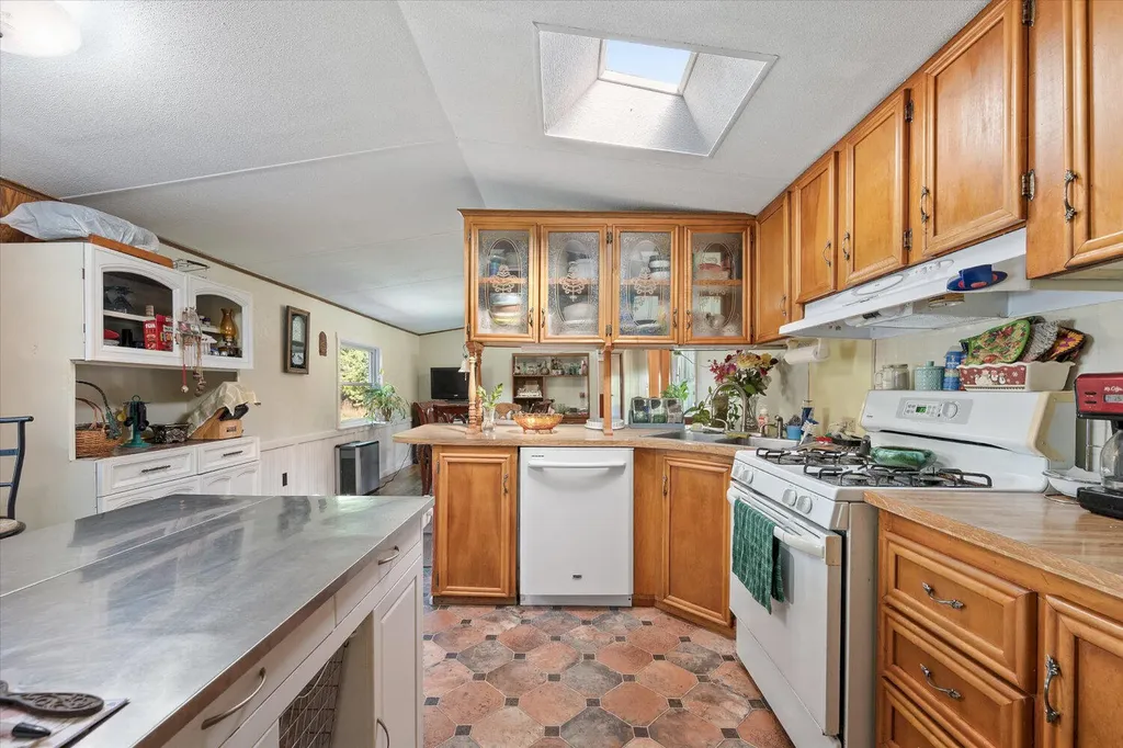 23 Heald Road Anson ME 04911