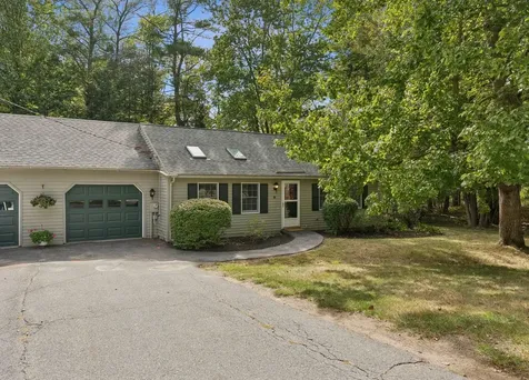 81 Gail Lane Yarmouth ME 04096