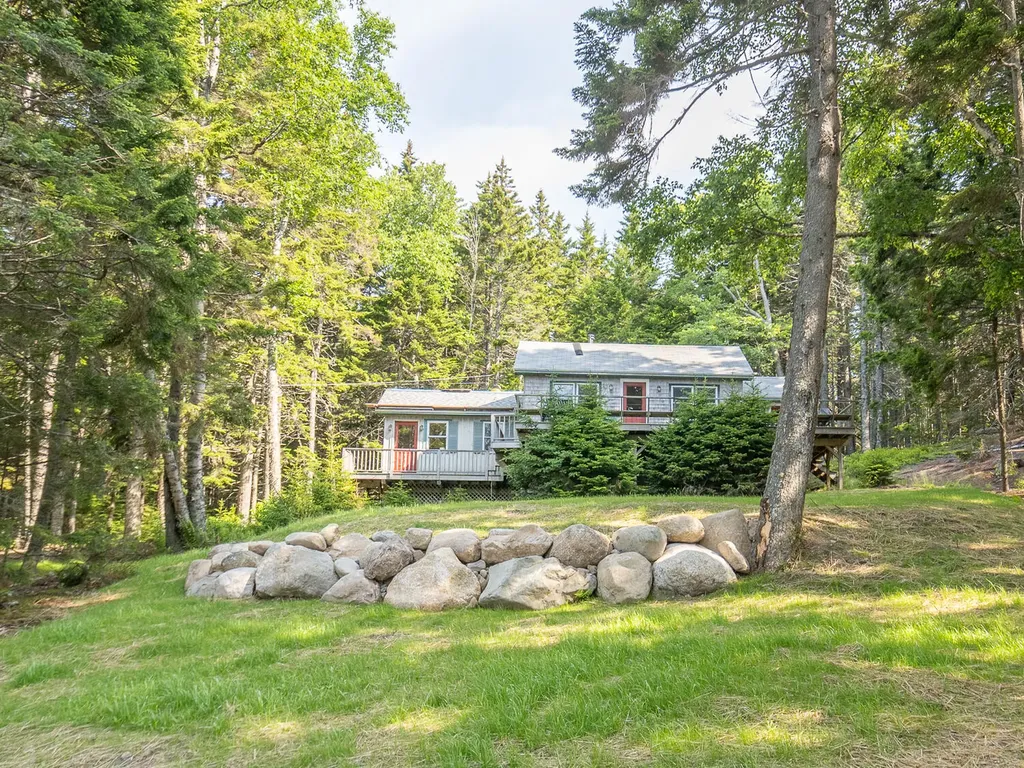 70 Island Retreat Road Swans Island ME 04685