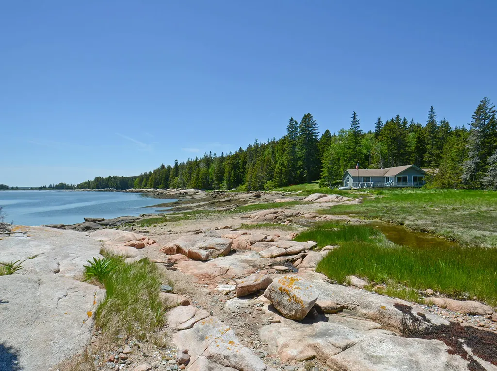 70 Island Retreat Road Swans Island ME 04685
