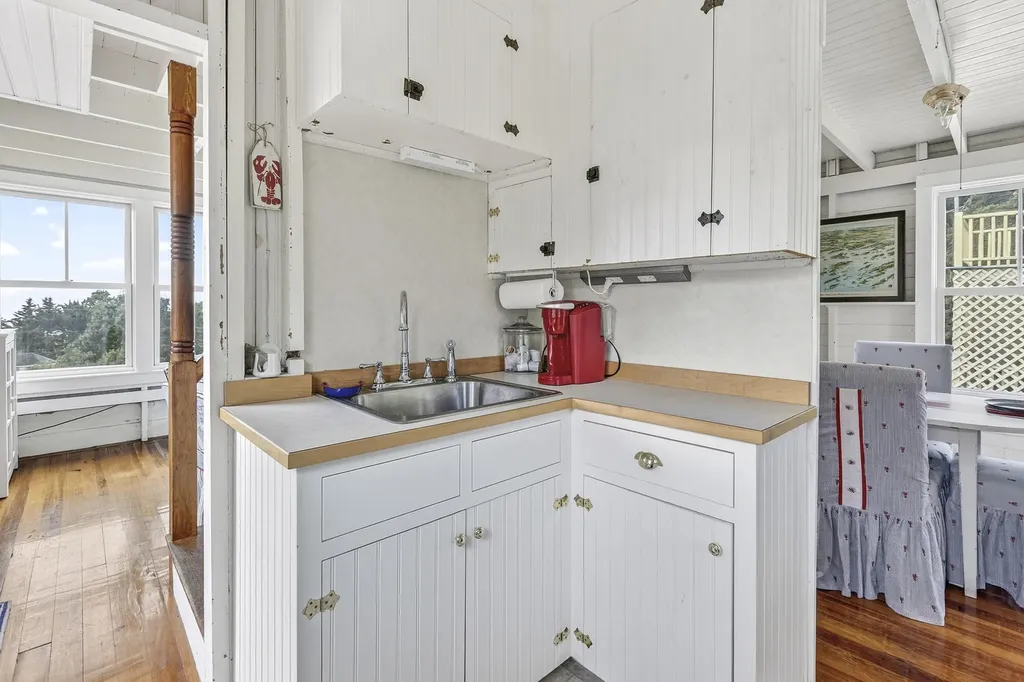 39 Meridian Street Portland ME 04108