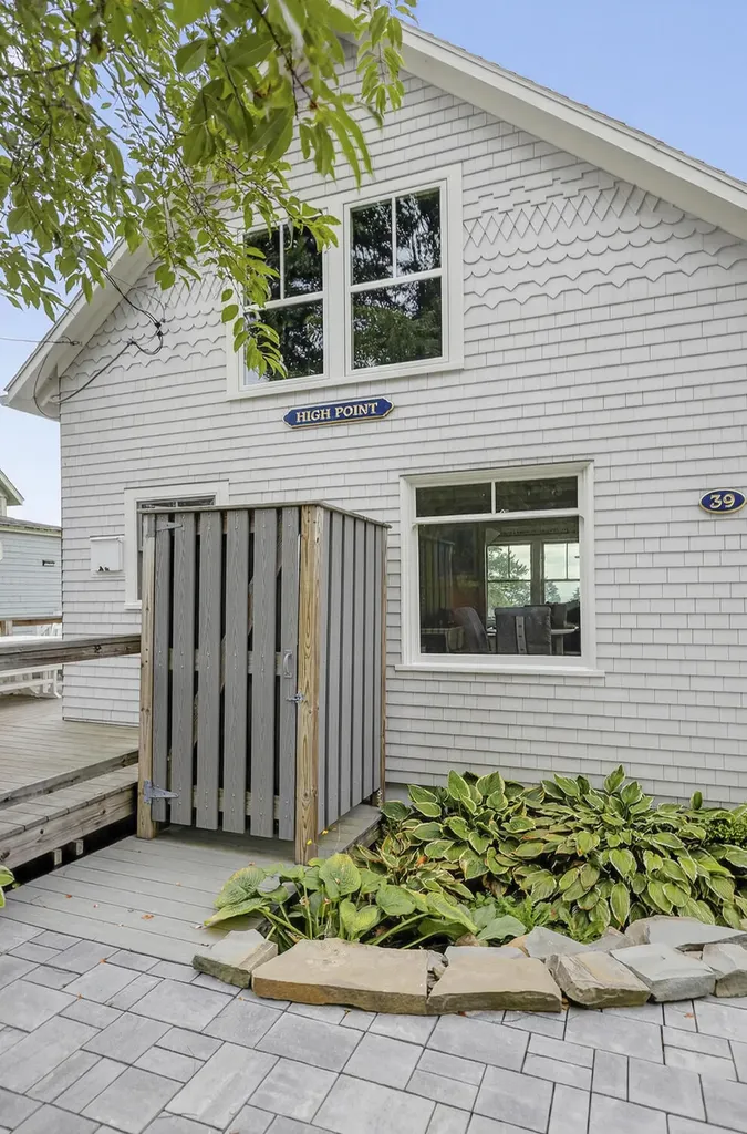 39 Meridian Street Portland ME 04108