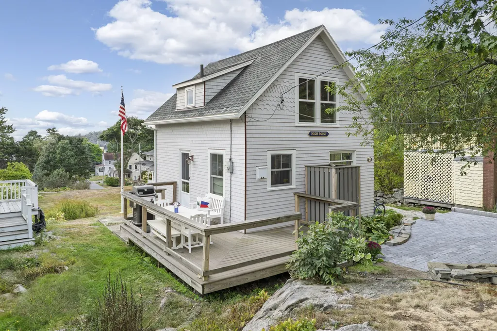 39 Meridian Street Portland ME 04108