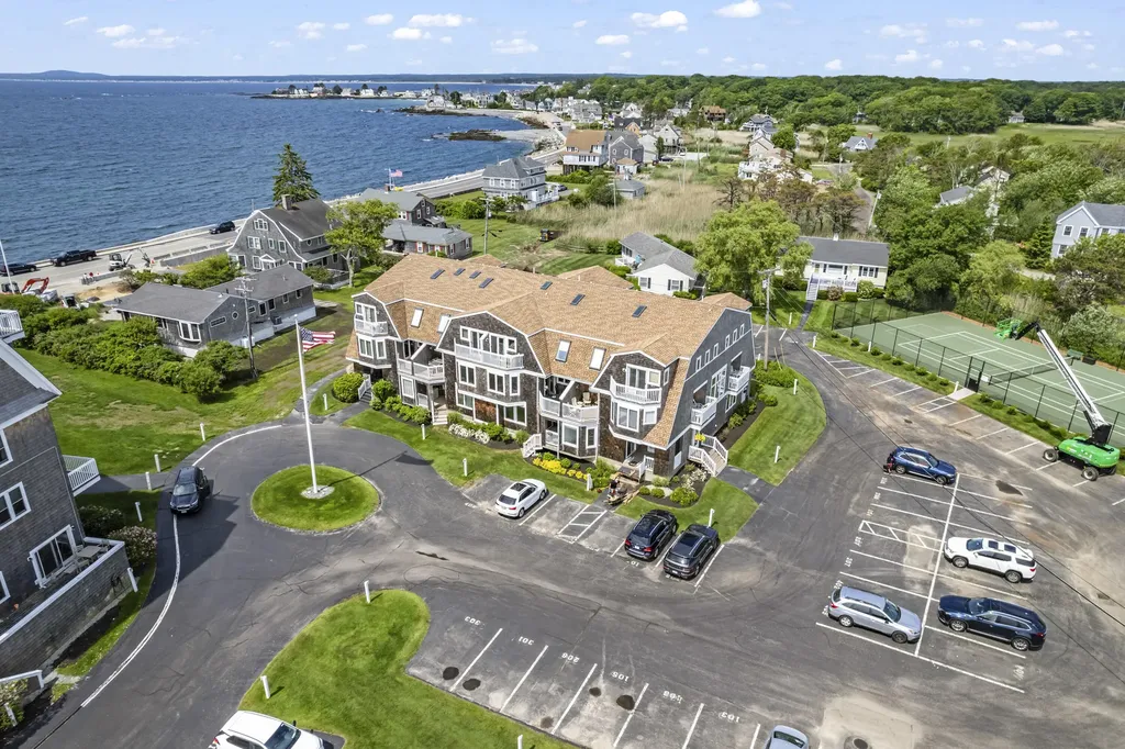 143 Beach Avenue Kennebunk ME 04043