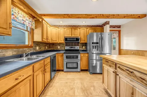 199 West Road Bowdoin ME 04287