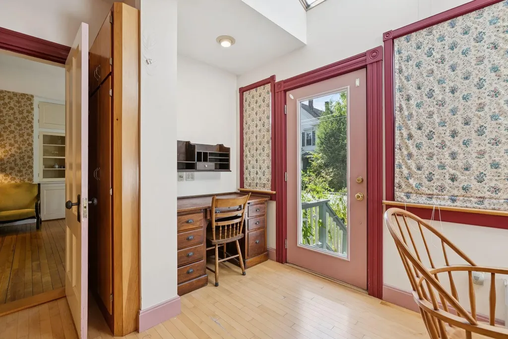 8 Mckeen Street Brunswick ME 04011