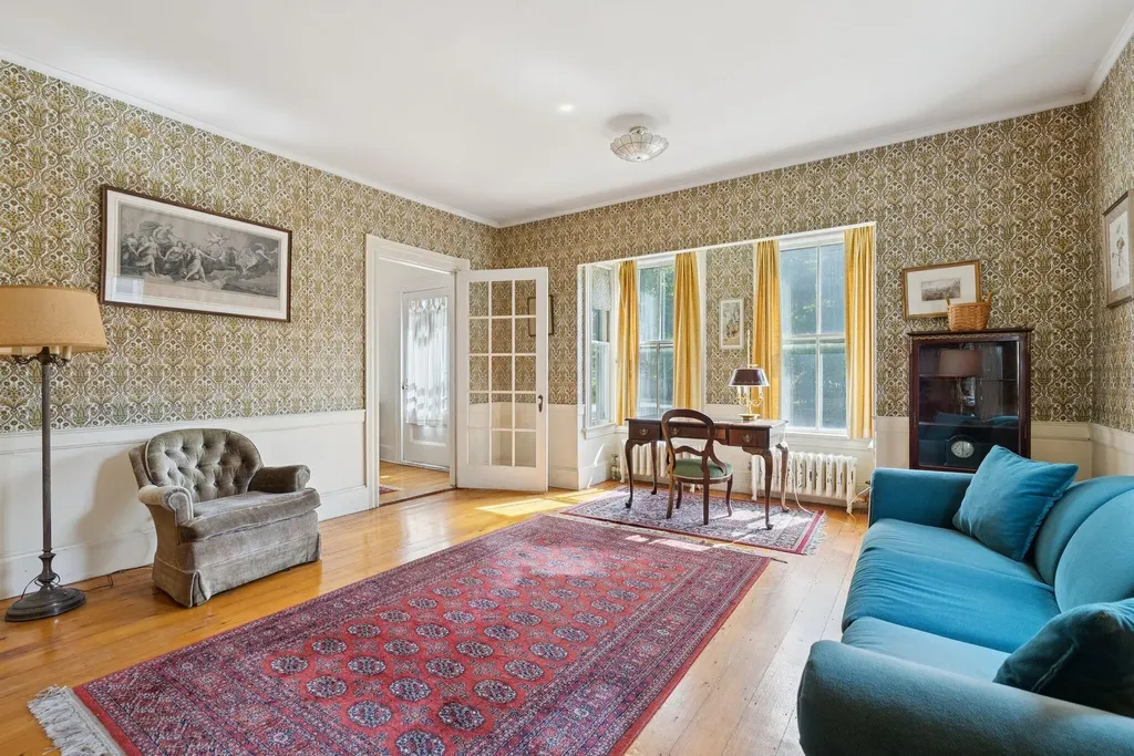 8 Mckeen Street Brunswick ME 04011