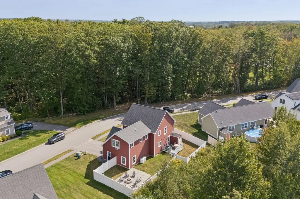 10 Leighton Farm Road Scarborough ME 04074