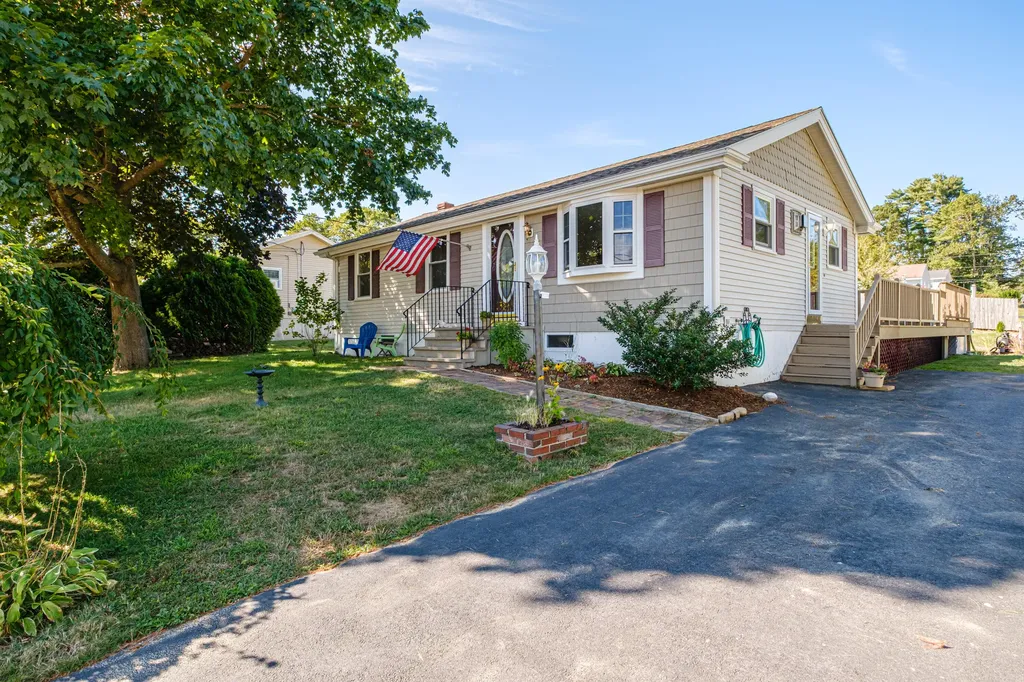 14 Herbert Drive Scarborough ME 04074