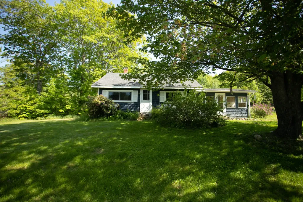 327 Five Road Carmel ME 04419