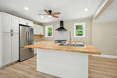 76 Pirate Lane Fairfield ME 04937