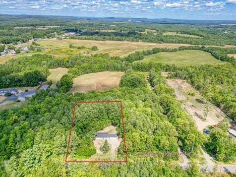 76 Pirate Lane Fairfield ME 04937