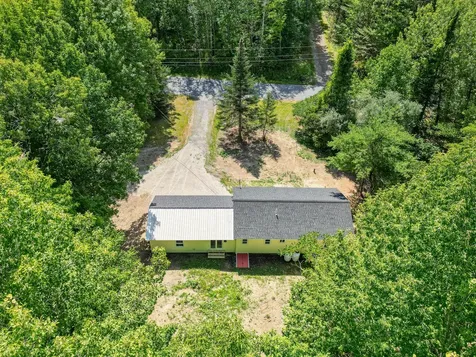 76 Pirate Lane Fairfield ME 04937