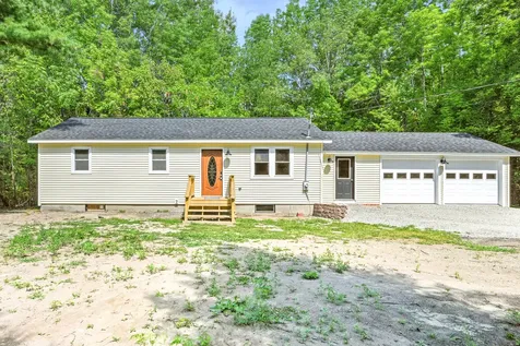 76 Pirate Lane Fairfield ME 04937
