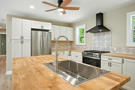 76 Pirate Lane Fairfield ME 04937