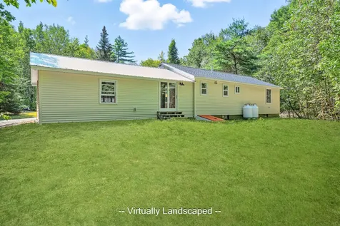 76 Pirate Lane Fairfield ME 04937