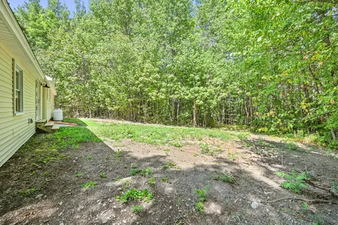 76 Pirate Lane Fairfield ME 04937