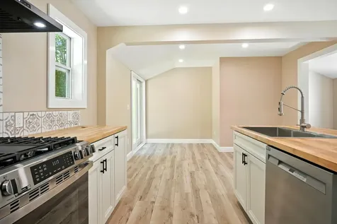 76 Pirate Lane Fairfield ME 04937