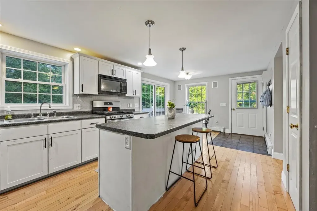 24 Caroline Crossing Hollis ME 04042
