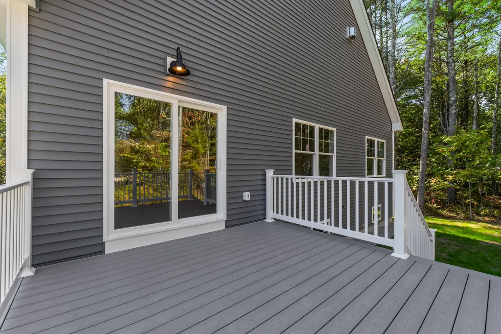 11 Heritage Lane Kennebunk ME 04043