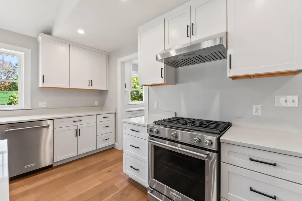 11 Heritage Lane Kennebunk ME 04043