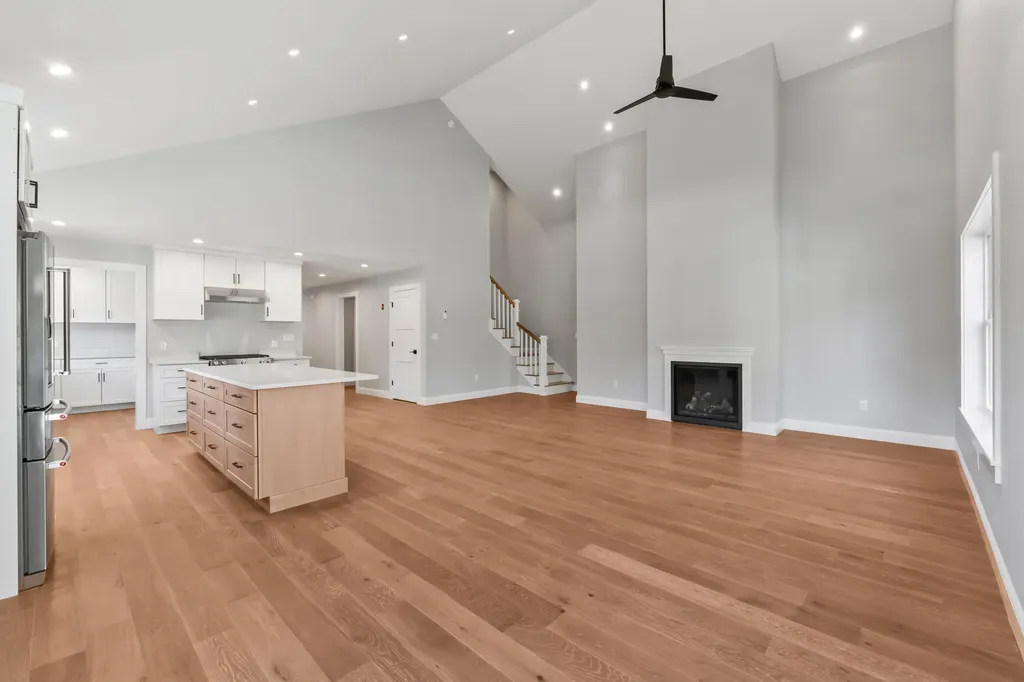 11 Heritage Lane Kennebunk ME 04043