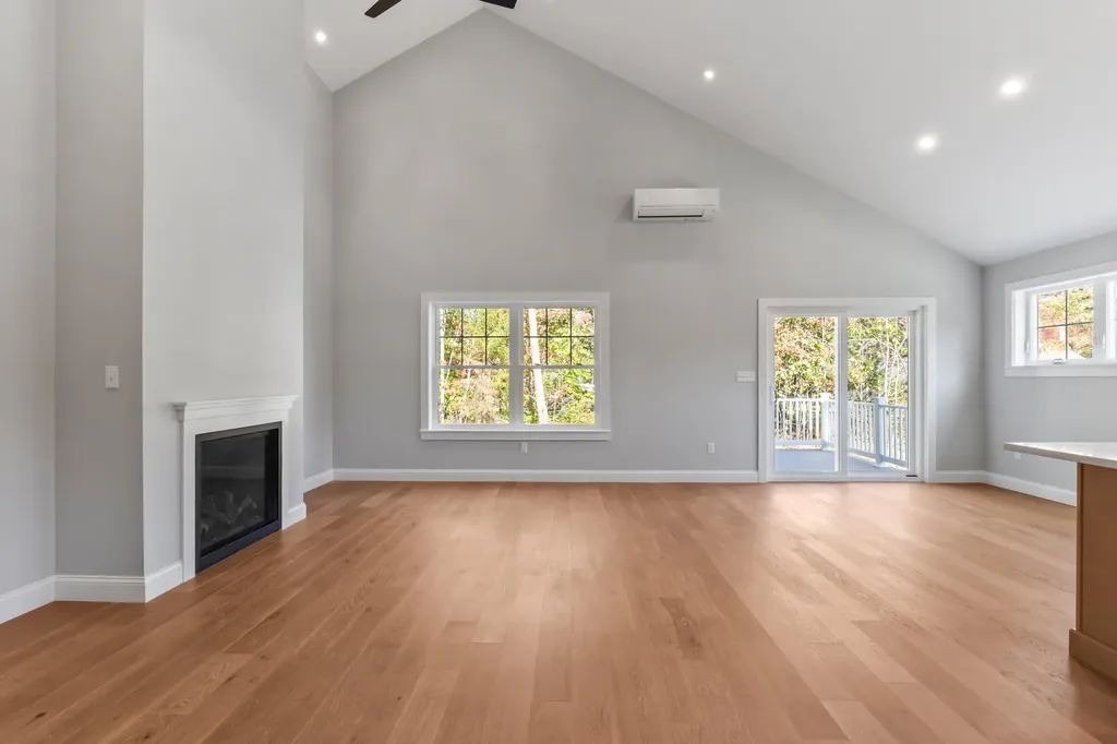 11 Heritage Lane Kennebunk ME 04043