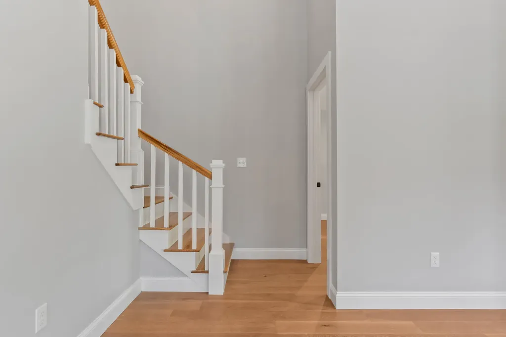11 Heritage Lane Kennebunk ME 04043