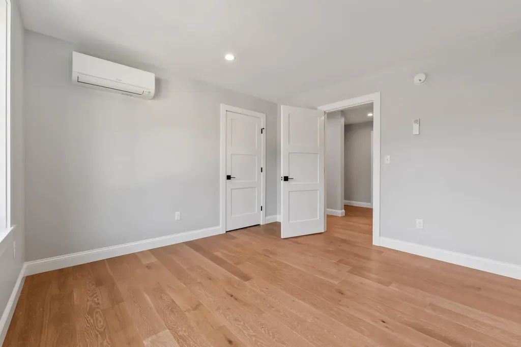 11 Heritage Lane Kennebunk ME 04043