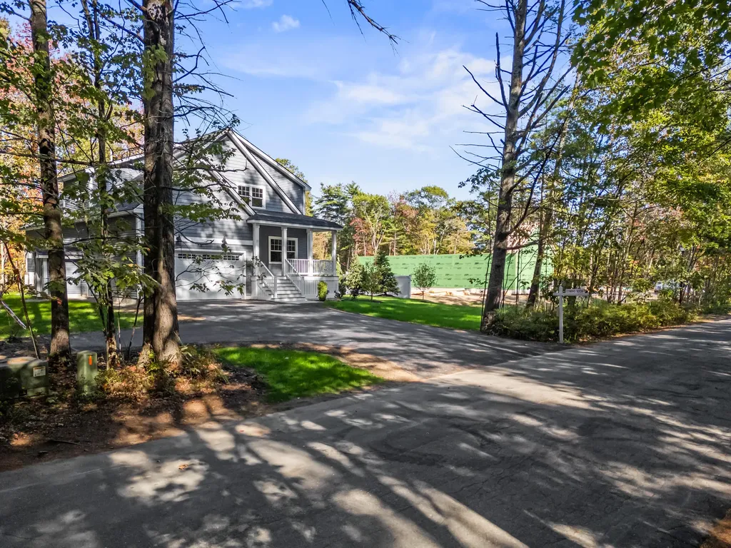 11 Heritage Lane Kennebunk ME 04043