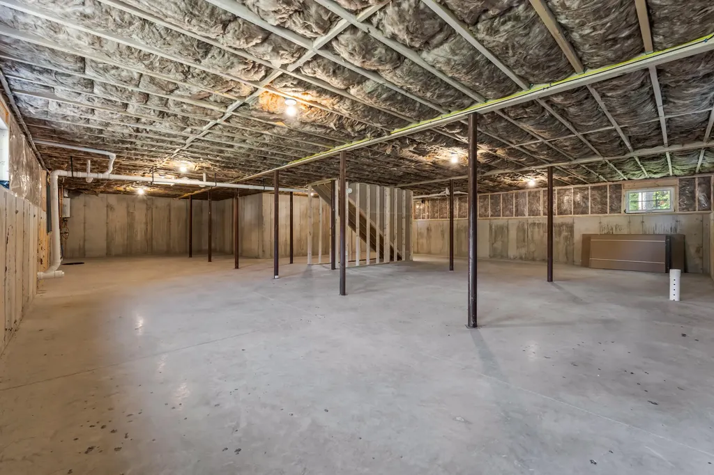 11 Heritage Lane Kennebunk ME 04043
