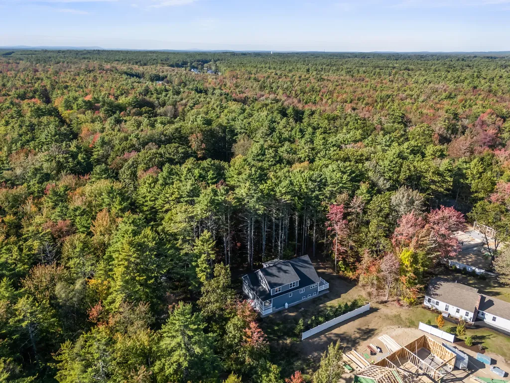 11 Heritage Lane Kennebunk ME 04043